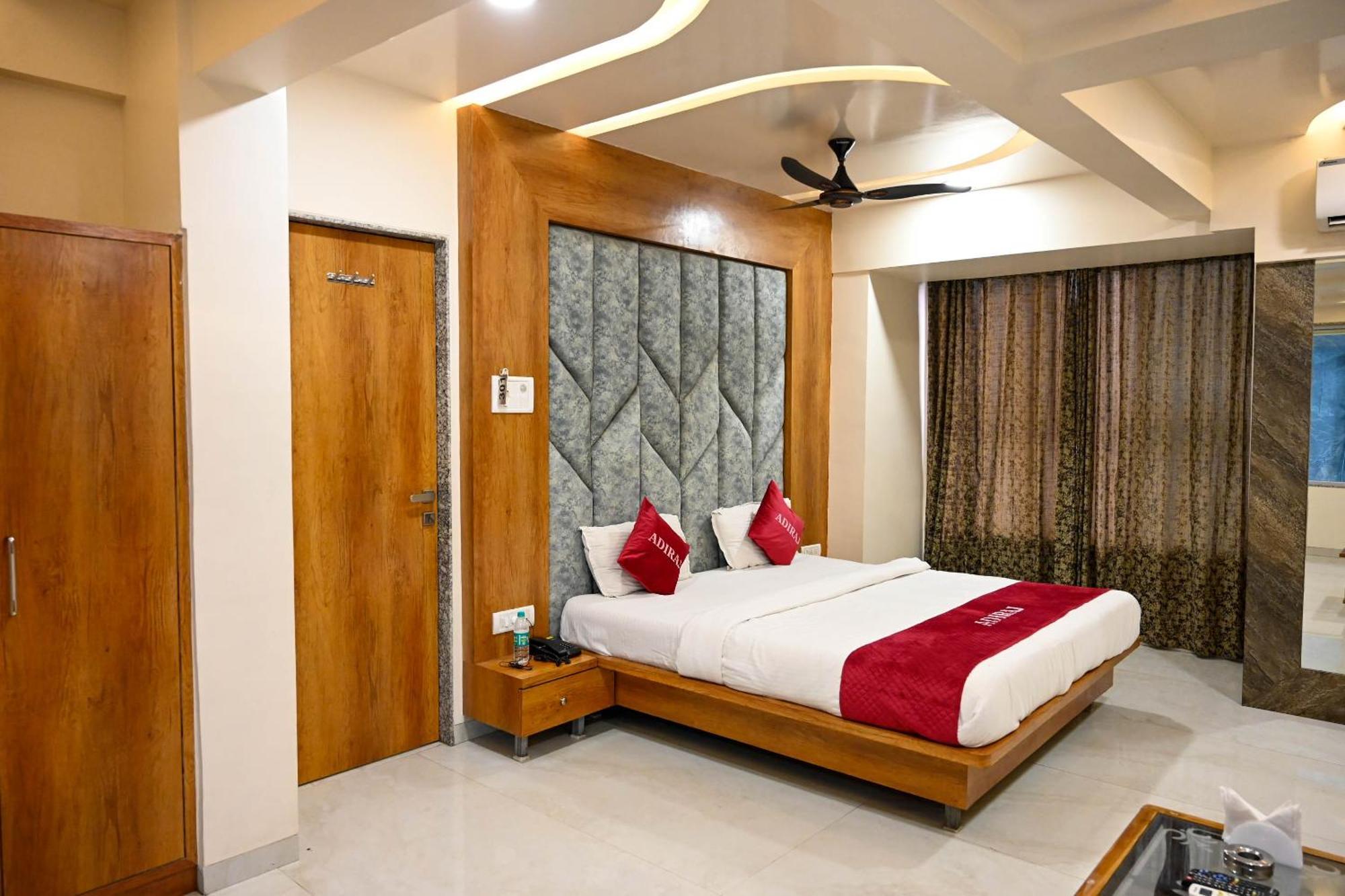 Adiraj Residency Hotell Navi Mumbai Eksteriør bilde