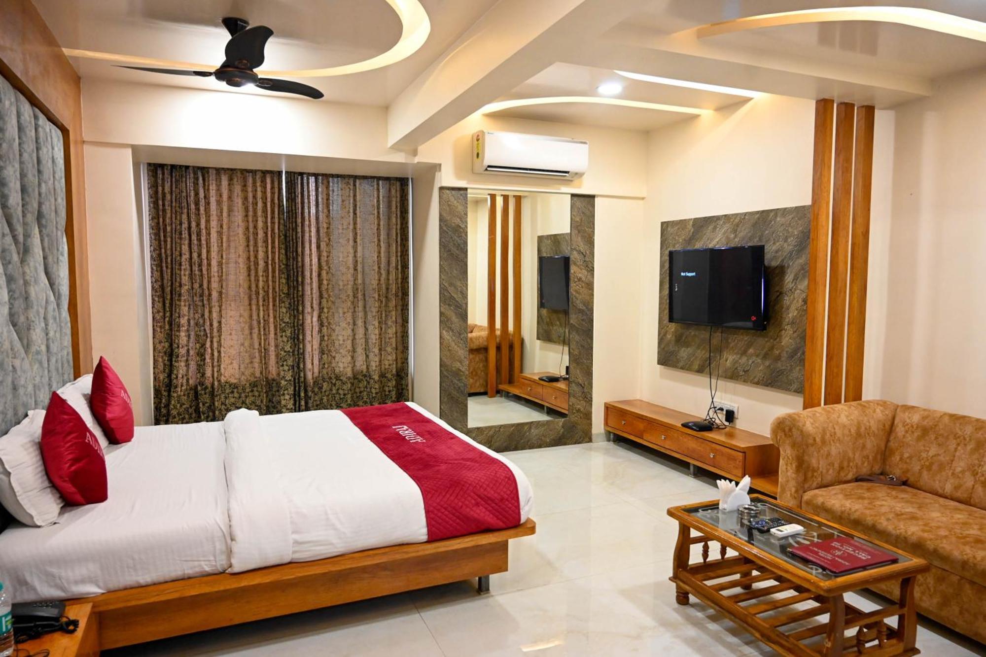 Adiraj Residency Hotell Navi Mumbai Eksteriør bilde