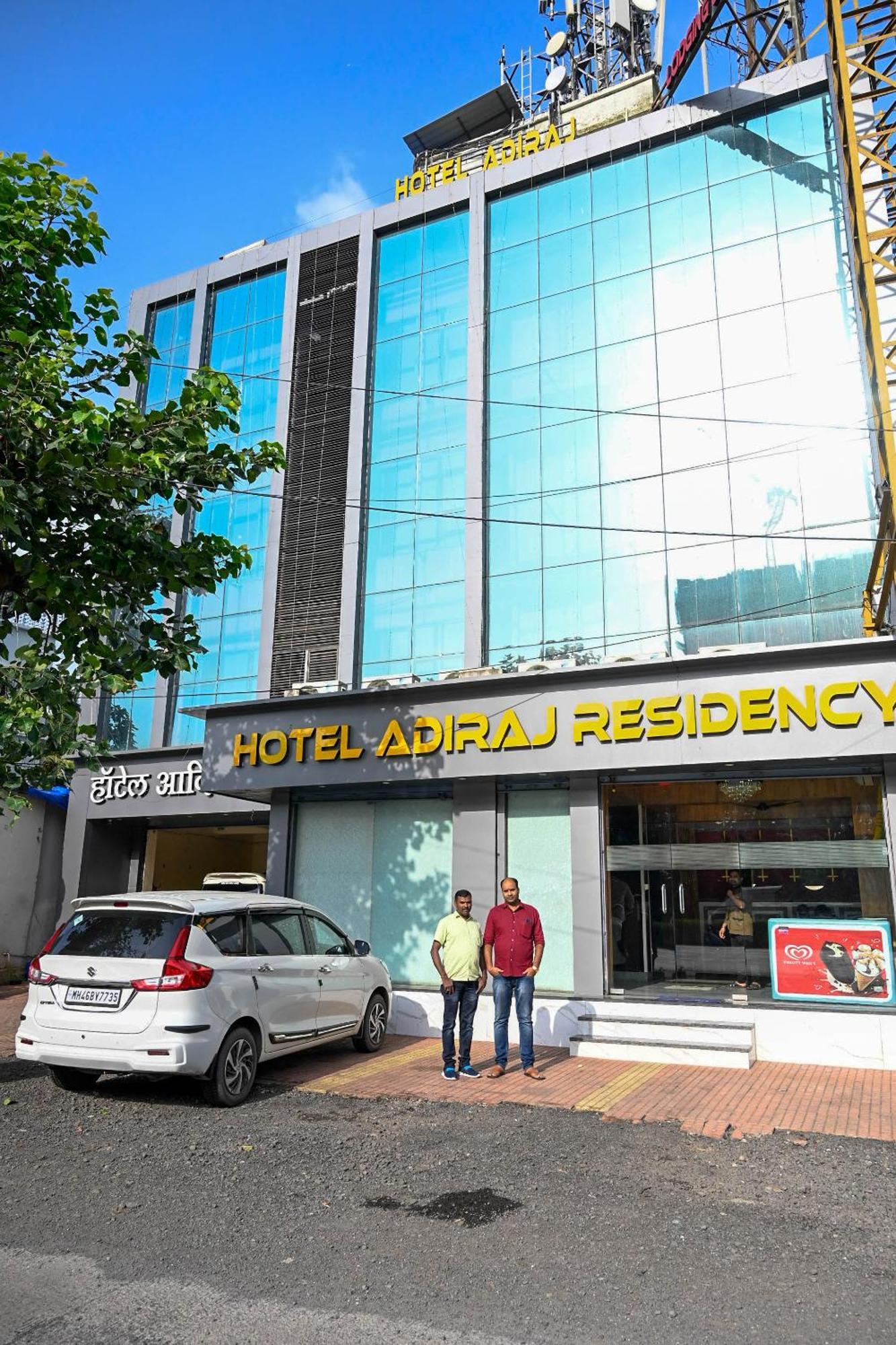 Adiraj Residency Hotell Navi Mumbai Eksteriør bilde